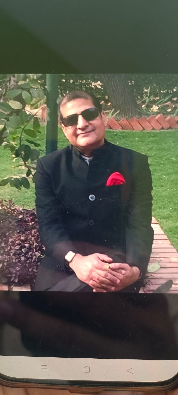 Azmat Waheed Qureshi 